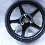 Ζάντα μπροστινού τροχού Yamaha Aerox 50 (μεταχειρισμένη)